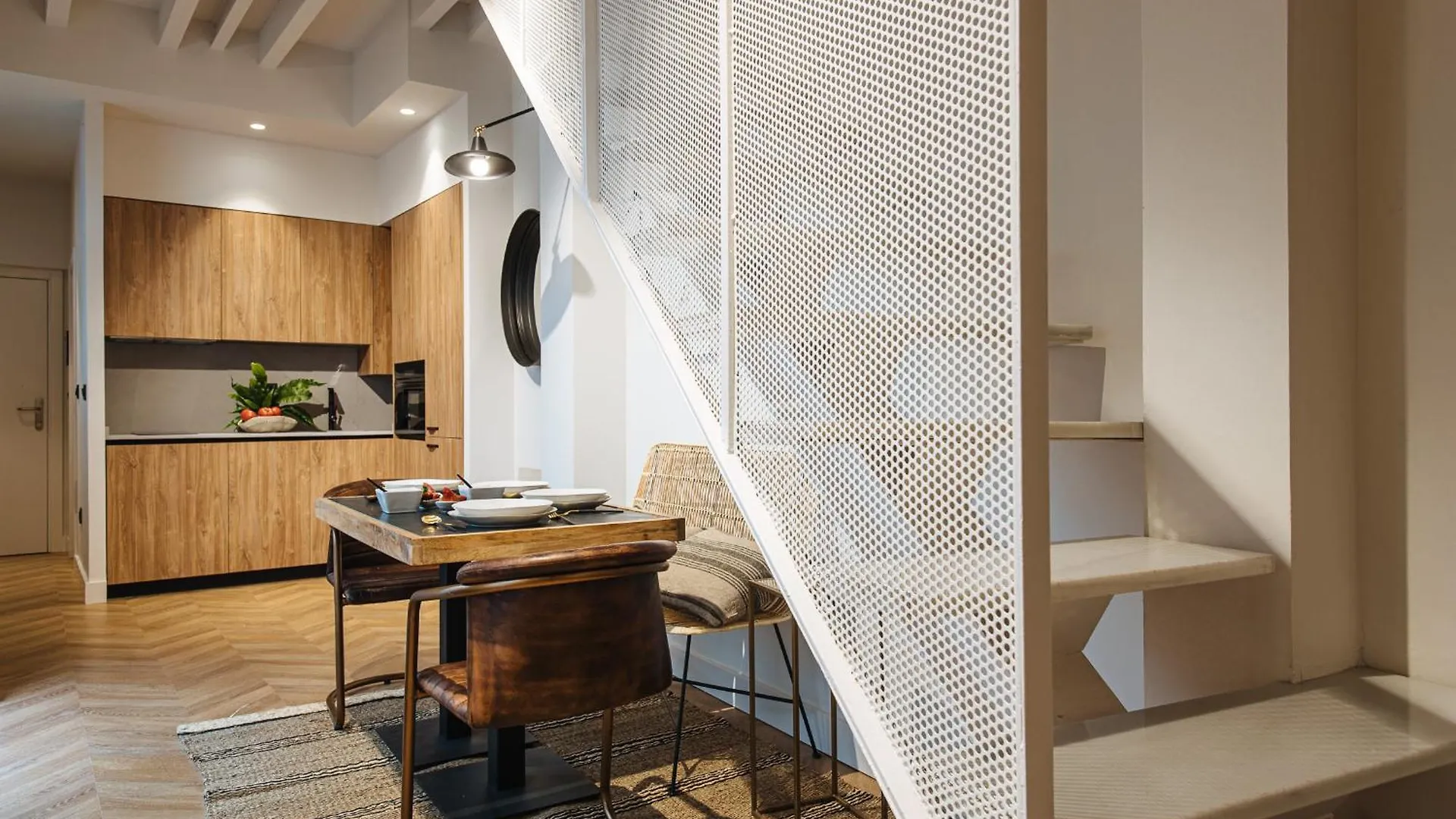 Relator Apartment Seville 0*,