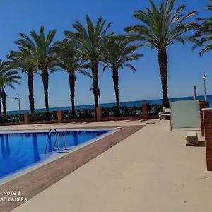  Apartamento Beachfront In España