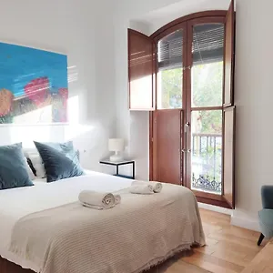  Apartment Homeyseville-luxury Arenal 6 Pax, Parking Optional