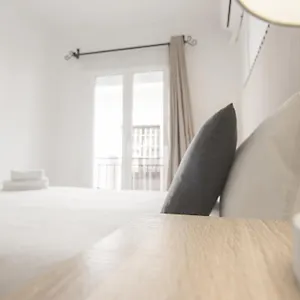  Apartamento Rentalsevilla Durmiendo En La Judería Sevillana