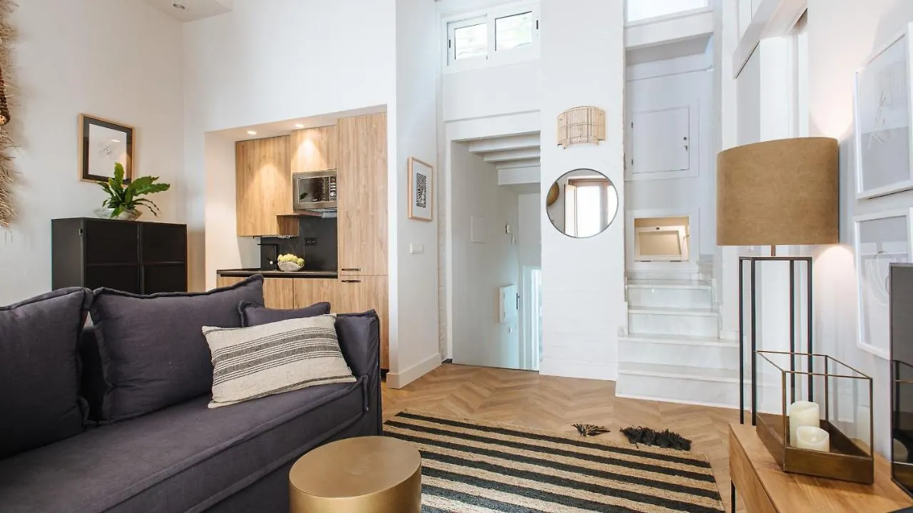 R26 Suites Sevilla Spain